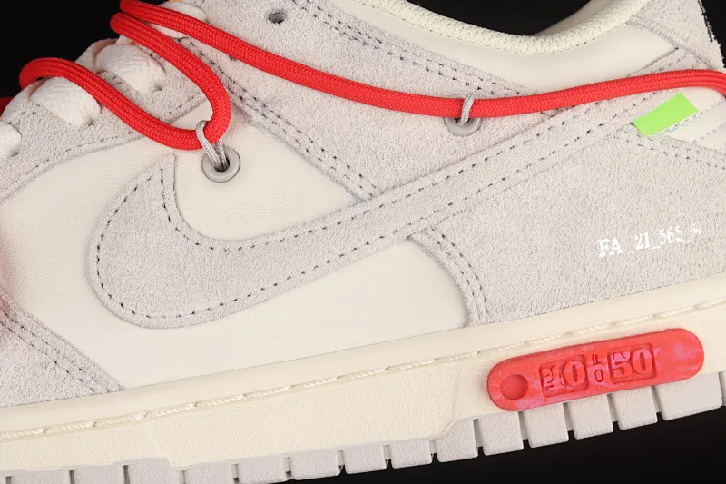 All Categories Nk SB Dunk Series Nk SB Dunk Low Low-top Sneakers Pure Original Version OF x Nk Dunk Low OW Suede SB Smashed Backboard Fashion Casual Sneakers DJ0950-103